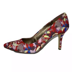 BCBGeneration Pumps High Heel 8.5  Point Stiletto